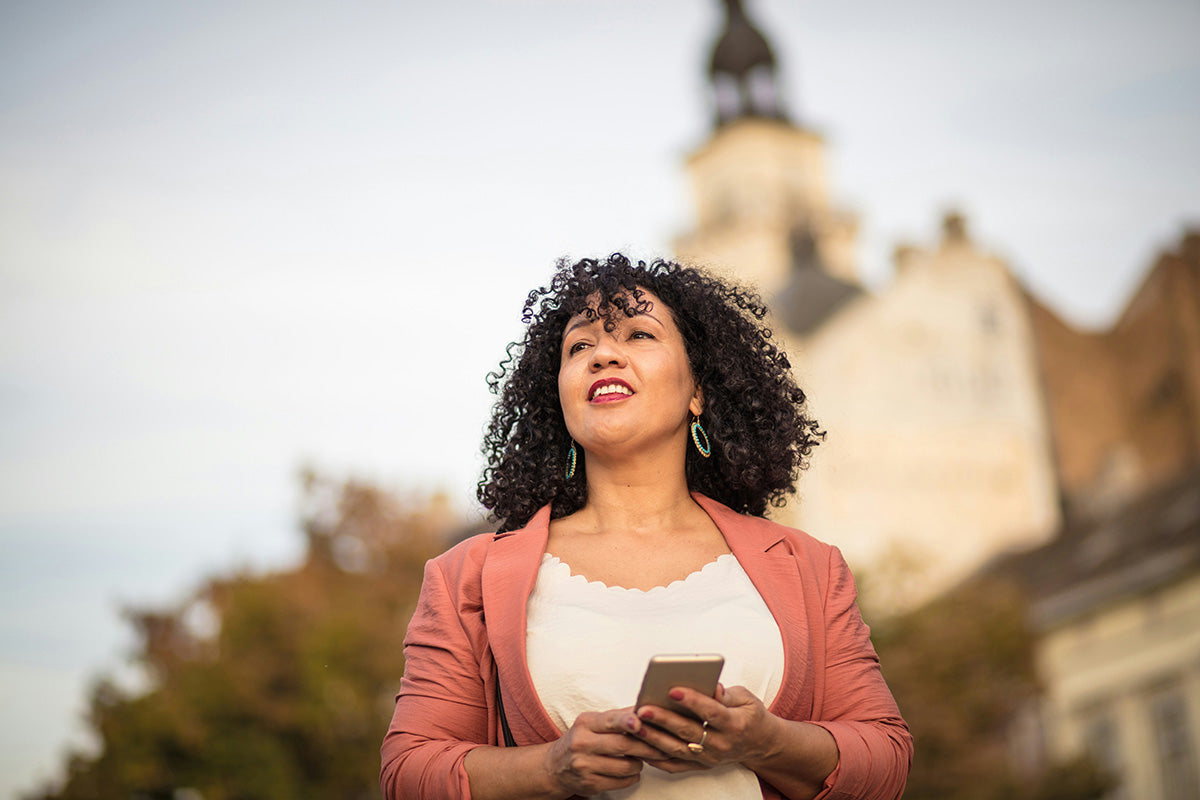 Can You Use an eSIM and a Physical SIM at the Same Time?